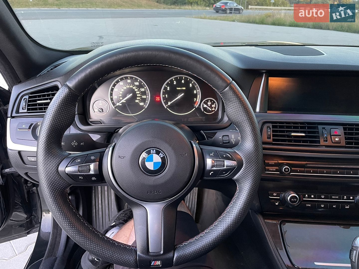 BMW 5 Series 2014 VIN WBA5A5C54FD512706 фото оголошення 14 з 18