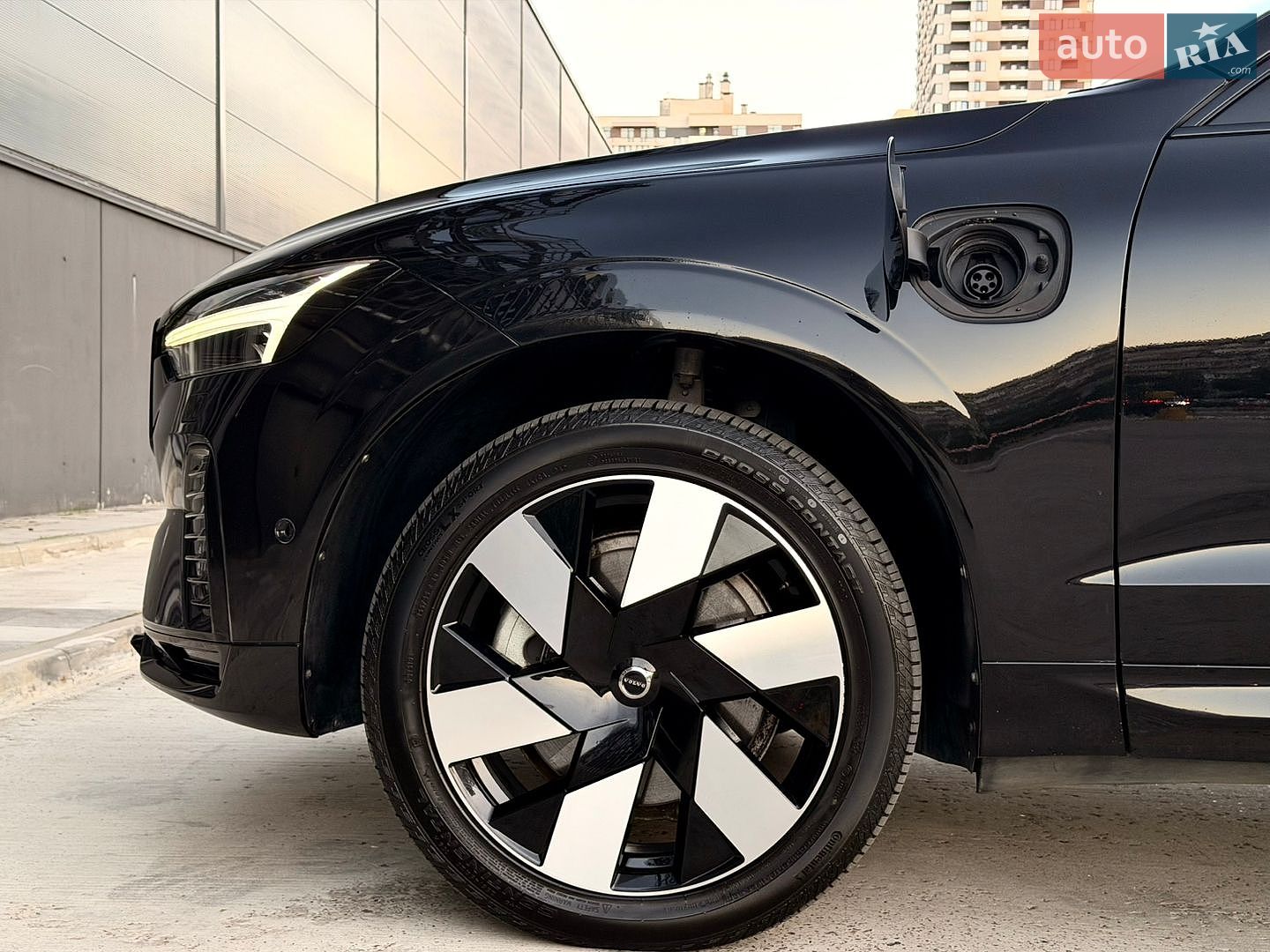 Volvo XC60 2024 VIN YV4H60RC0S1026249 фото оголошення 21 з 55