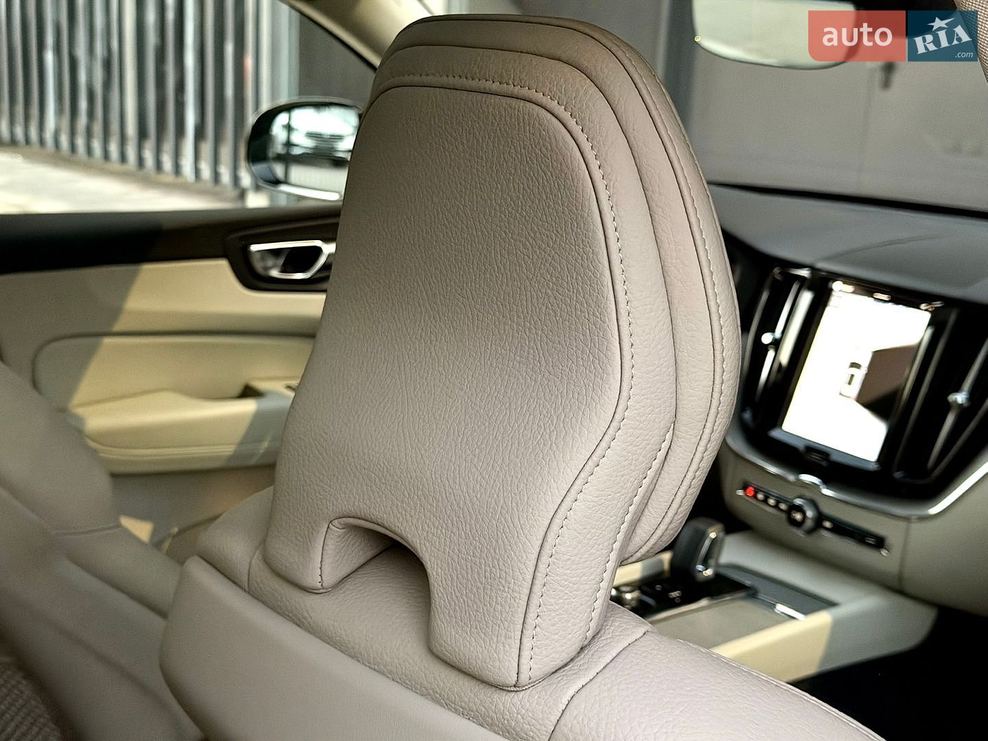 Volvo XC60 2024 VIN YV4H60RC0S1026249 фото оголошення 51 з 55