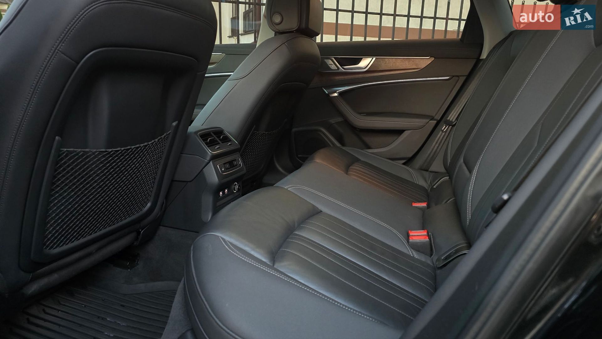 Audi A6 2019 VIN WAUL2AF25KN101589 фото оголошення 36 з 51