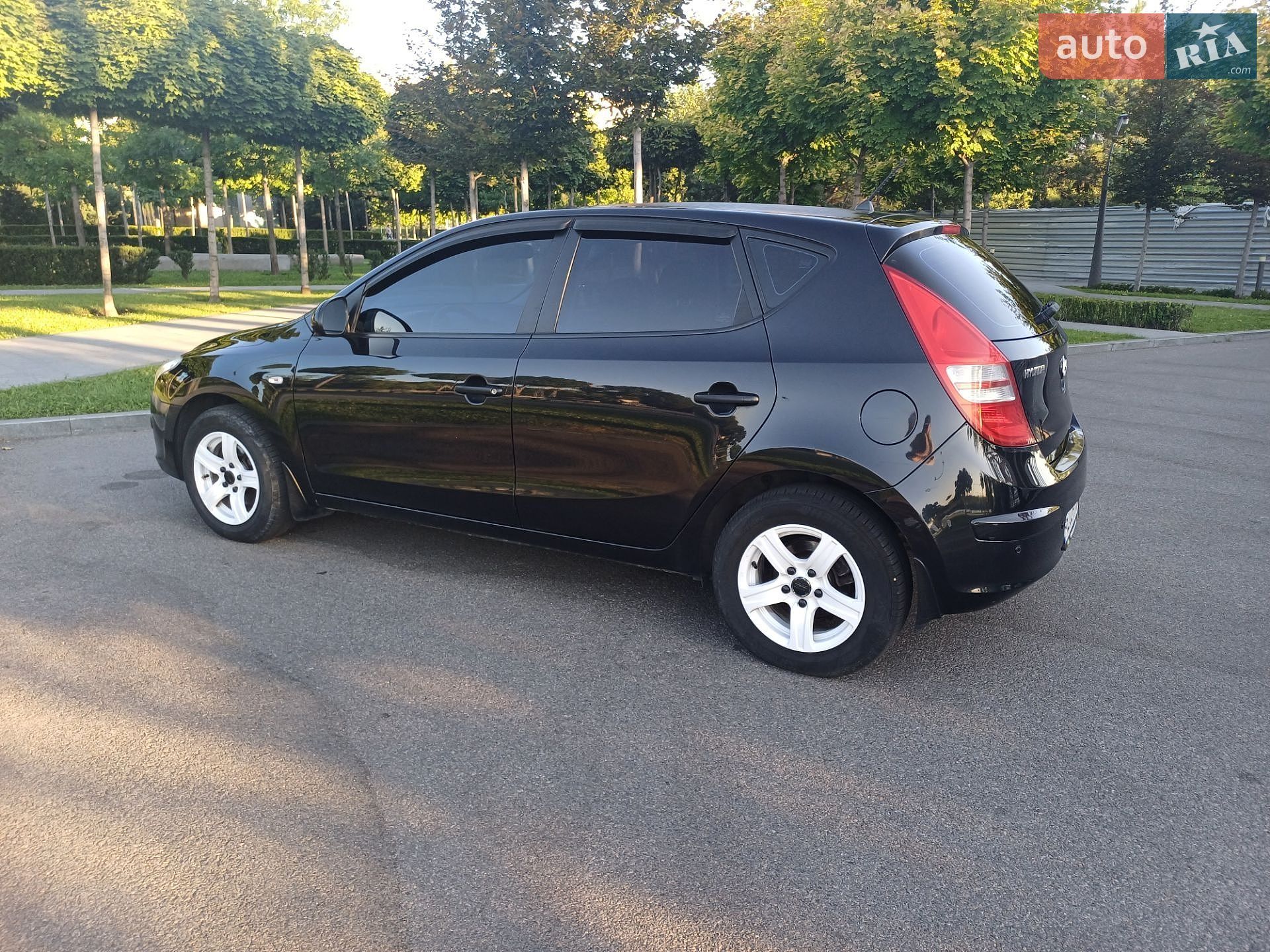 Hyundai i30 2009 VIN KMHDB51CP9U155272 фото оголошення 8 з 21