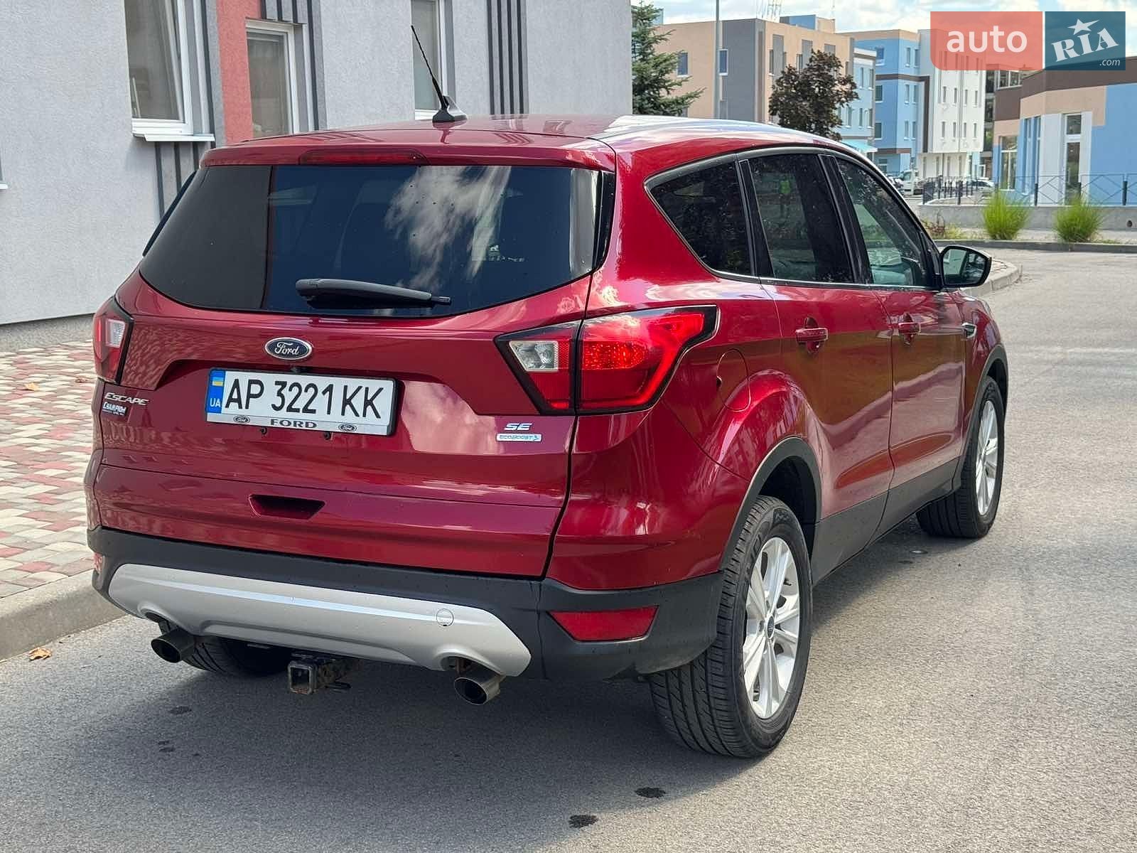 Ford Escape 2018 VIN 1FMCU0GD0KUA47739 фото оголошення 9 з 19