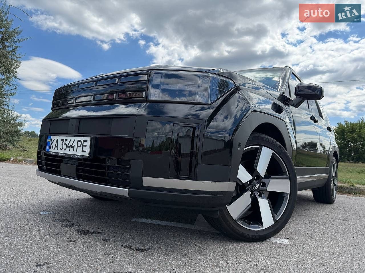 Hyundai Santa FE 2024 VIN KMHP381LHRU018184 фото оголошення 2 з 22
