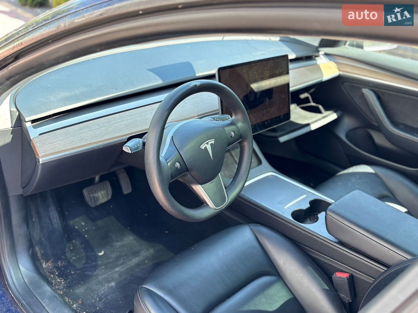Tesla Model 3 2022 VIN 5YJ3E1EA6PF460376 фото оголошення 4 з 25