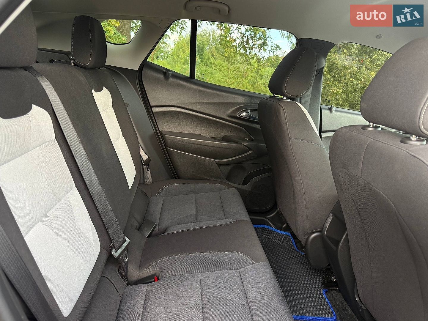 Chevrolet Trax 2023 VIN KL77LFE27RC027966 фото оголошення 12 з 20