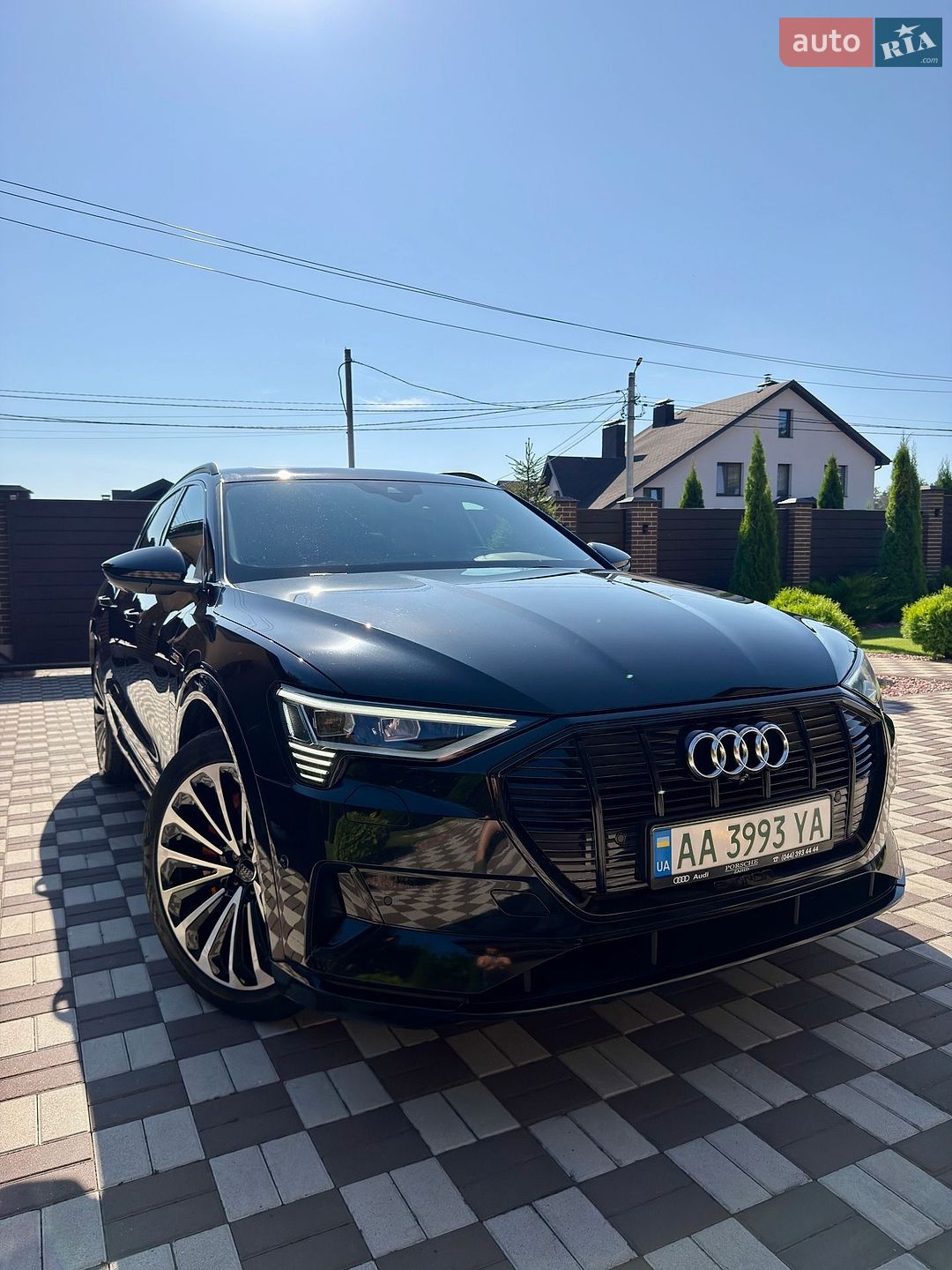 Audi e-tron 2020 VIN WAUZZZGE5LB038736 фото оголошення 6 з 18