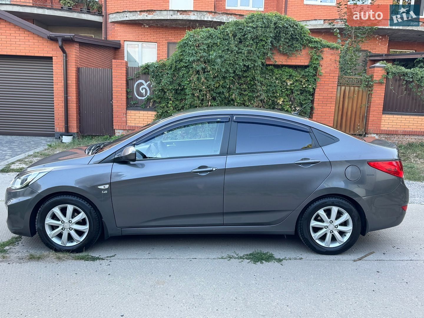 Hyundai Accent 2013 VIN Z94CU41DBCR191395 фото оголошення 7 з 32