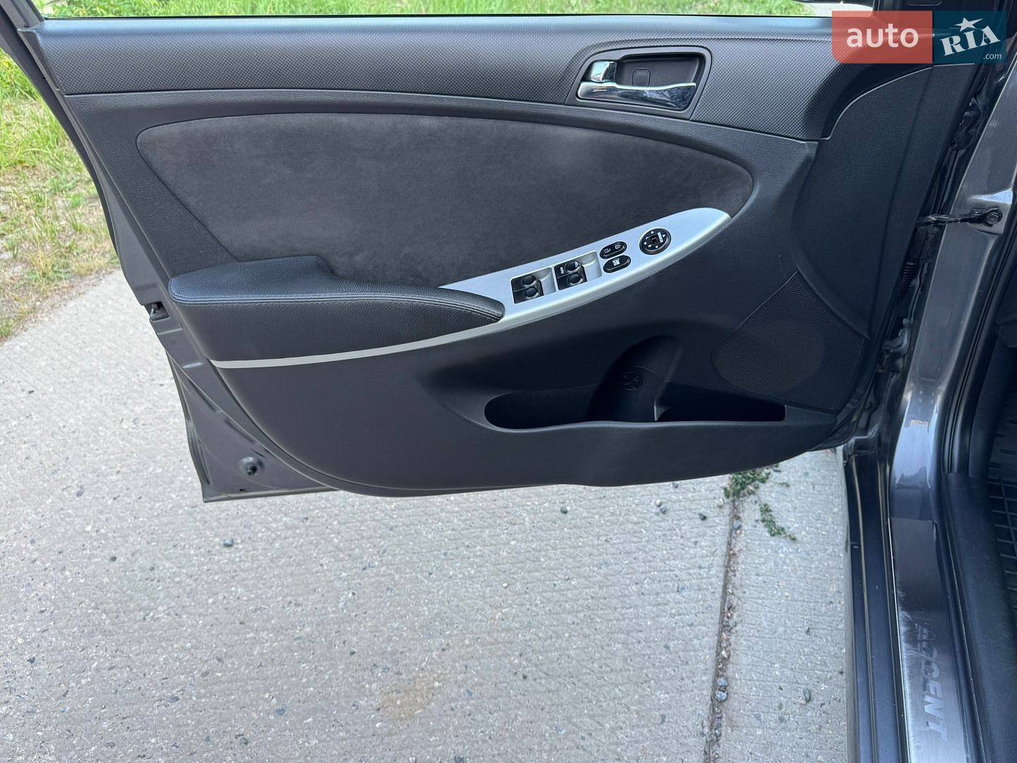 Hyundai Accent 2013 VIN Z94CU41DBCR191395 фото оголошення 16 з 32