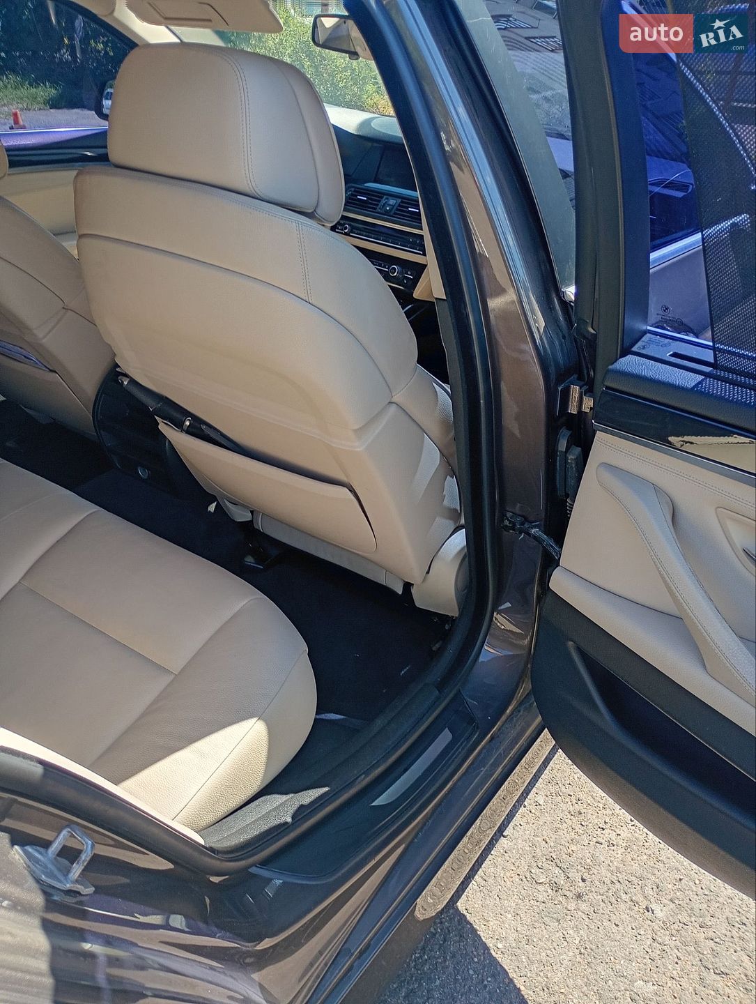 BMW 5 Series 2013 VIN WBAXA31050DW63873 фото оголошення 11 з 21