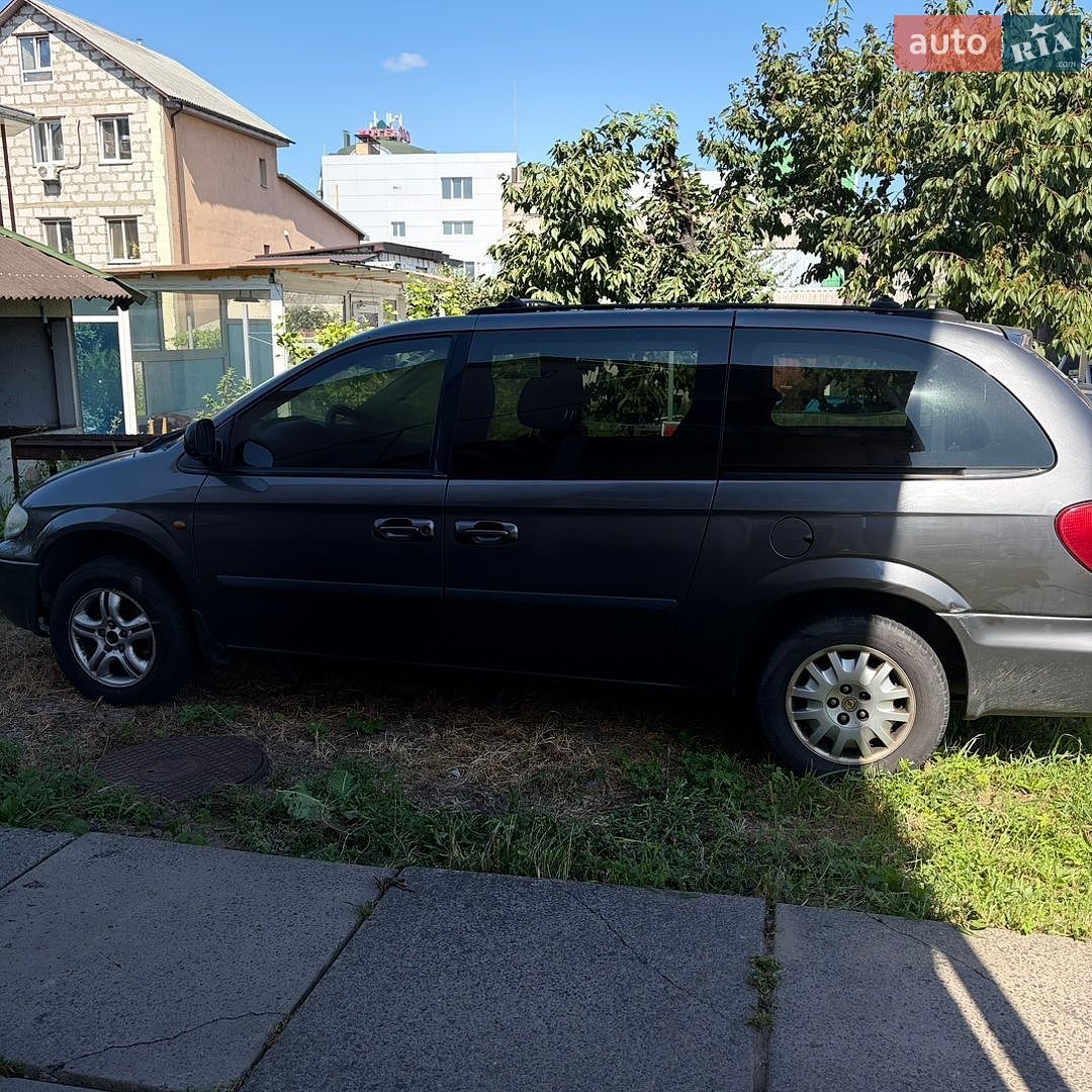 Chrysler Grand Voyager 2007 VIN 1C8GYB5535Y551313 фото оголошення 3 з 12