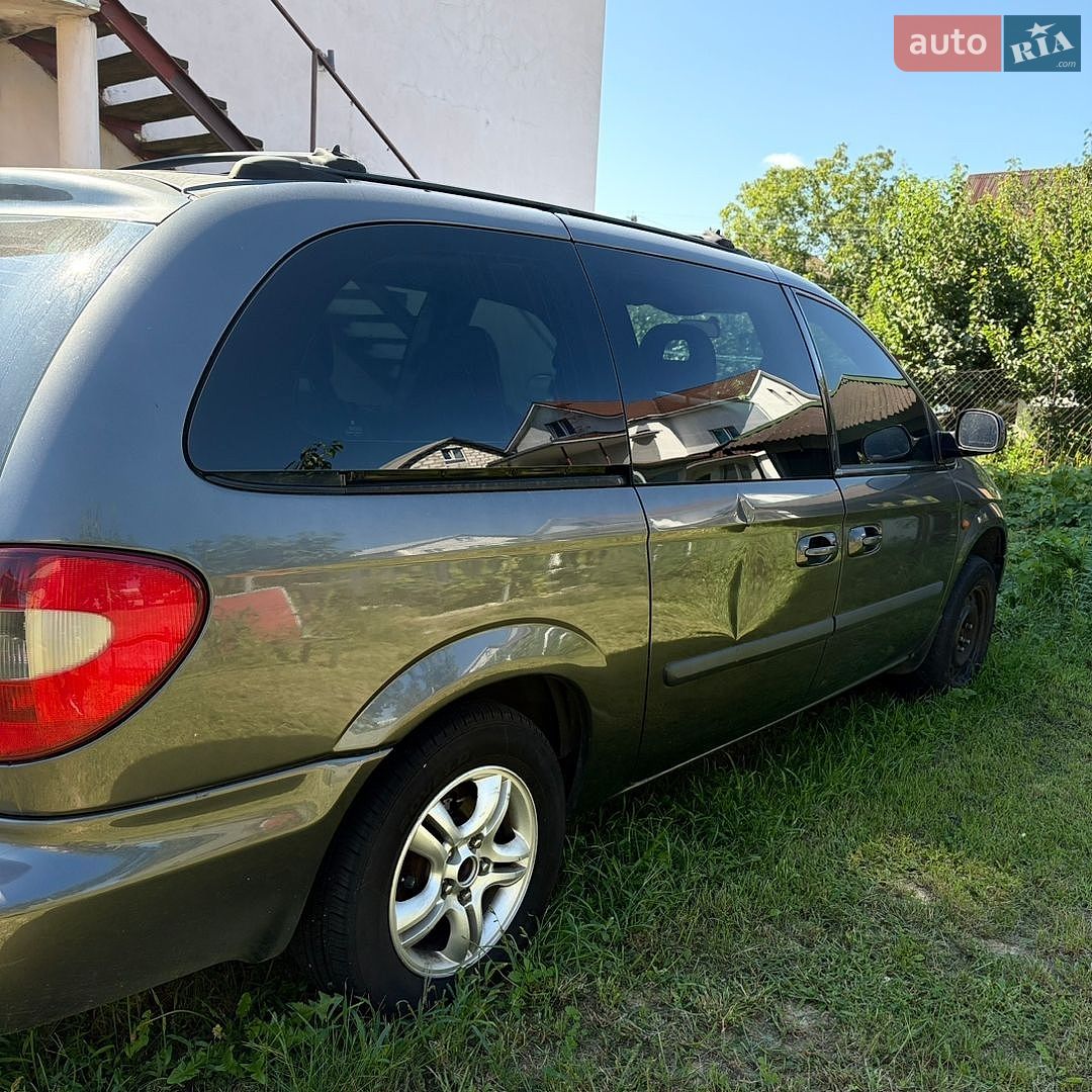 Chrysler Grand Voyager 2007 VIN 1C8GYB5535Y551313 фото оголошення 5 з 12