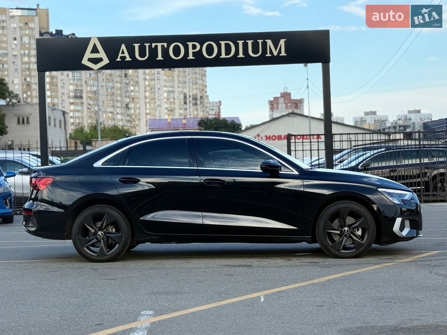 Audi A3 2022 VIN WAUGUDGY8NA090390 фото оголошення 4 з 26