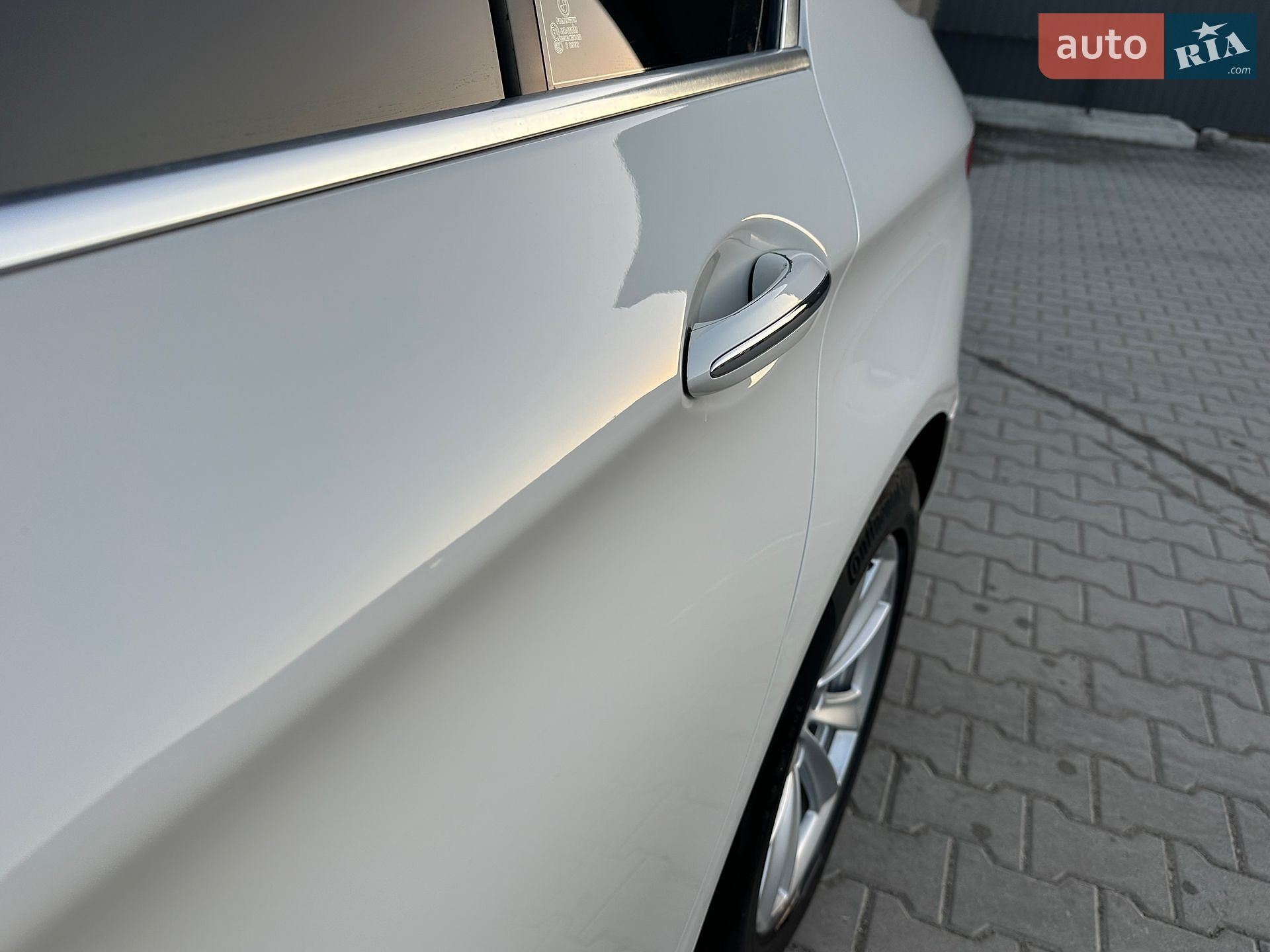 BMW 5 Series 2015 VIN WBA5A7C50FD621448 фото оголошення 7 з 55