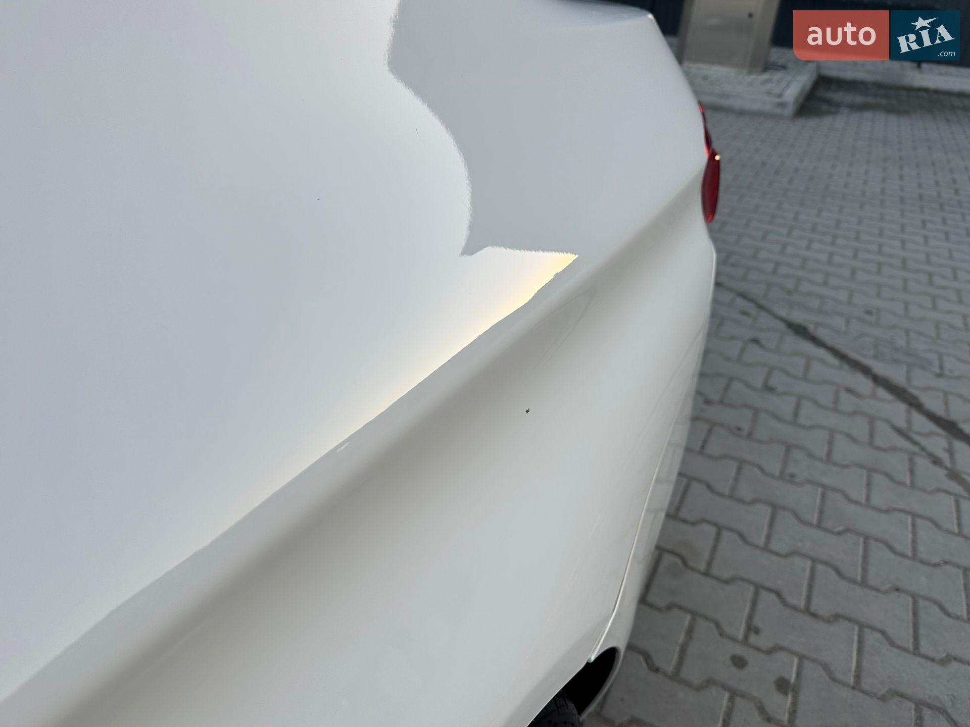 BMW 5 Series 2015 VIN WBA5A7C50FD621448 фото оголошення 8 з 55