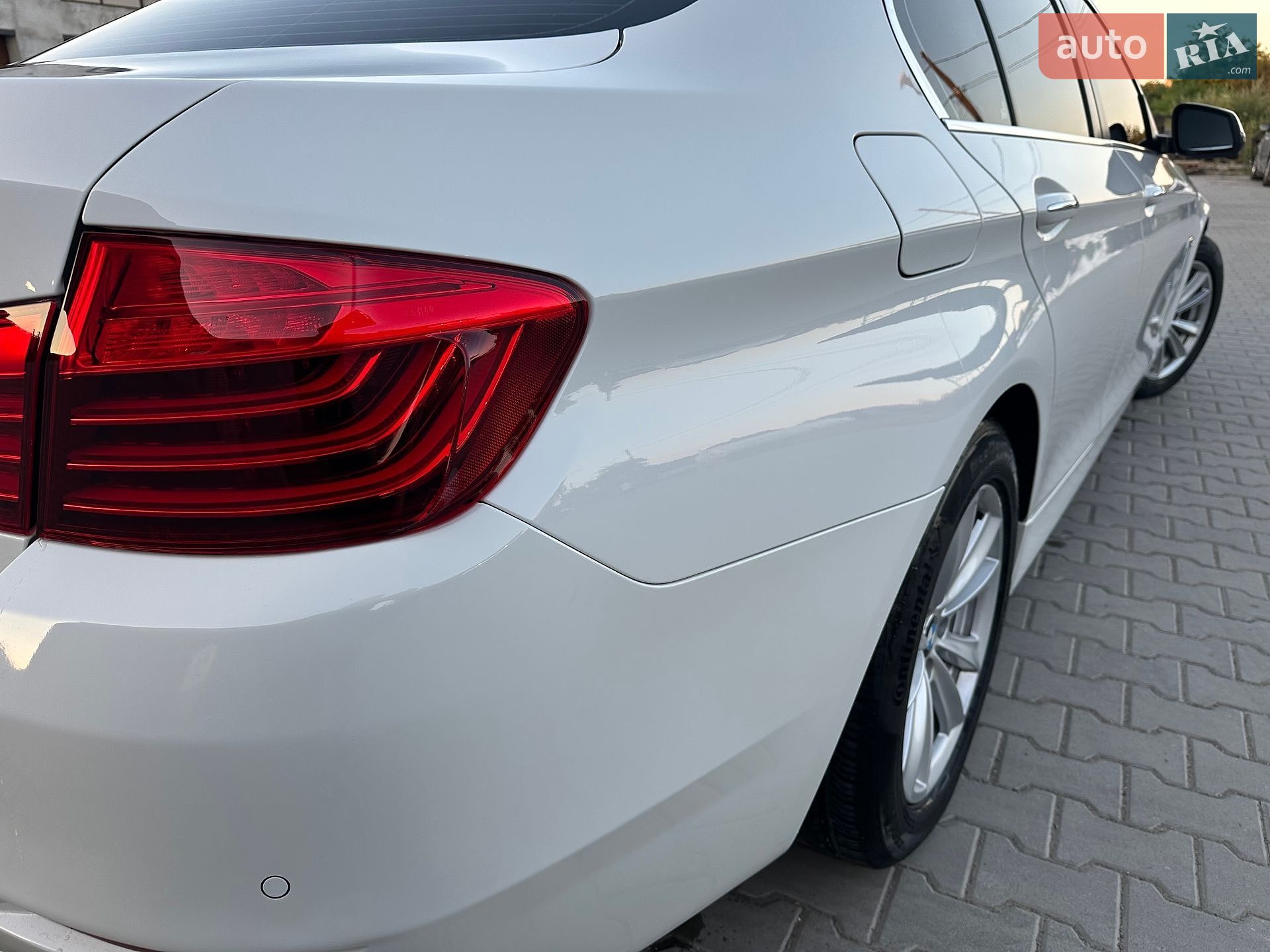 BMW 5 Series 2015 VIN WBA5A7C50FD621448 фото оголошення 15 з 55
