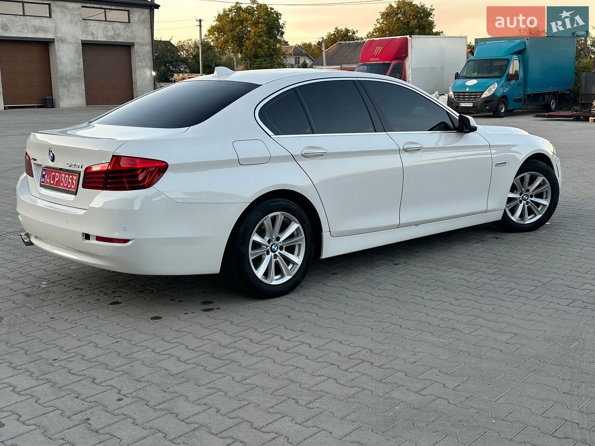 BMW 5 Series 2015 VIN WBA5A7C50FD621448 фото оголошення 13 з 55