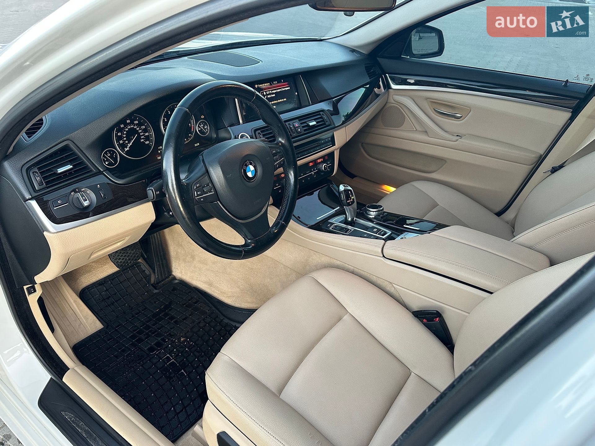 BMW 5 Series 2015 VIN WBA5A7C50FD621448 фото оголошення 32 з 55