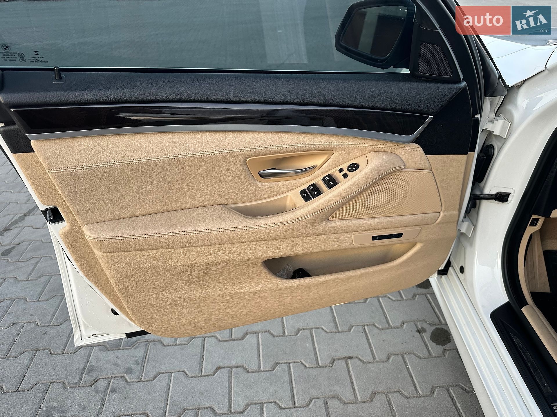 BMW 5 Series 2015 VIN WBA5A7C50FD621448 фото оголошення 34 з 55