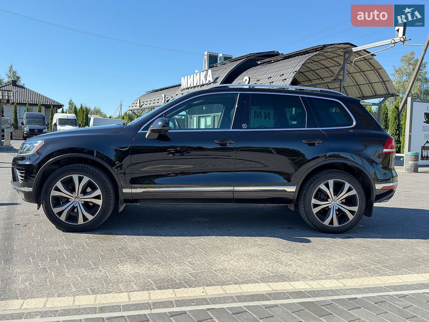 Volkswagen Touareg 2017 VIN WVGRF7BP6HD006412 фото оголошення 6 з 35