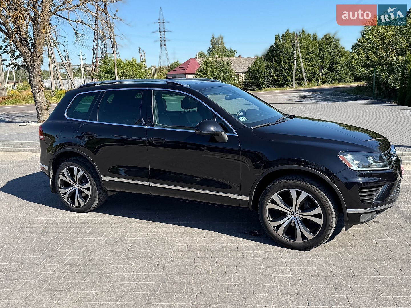 Volkswagen Touareg 2017 VIN WVGRF7BP6HD006412 фото оголошення 7 з 35