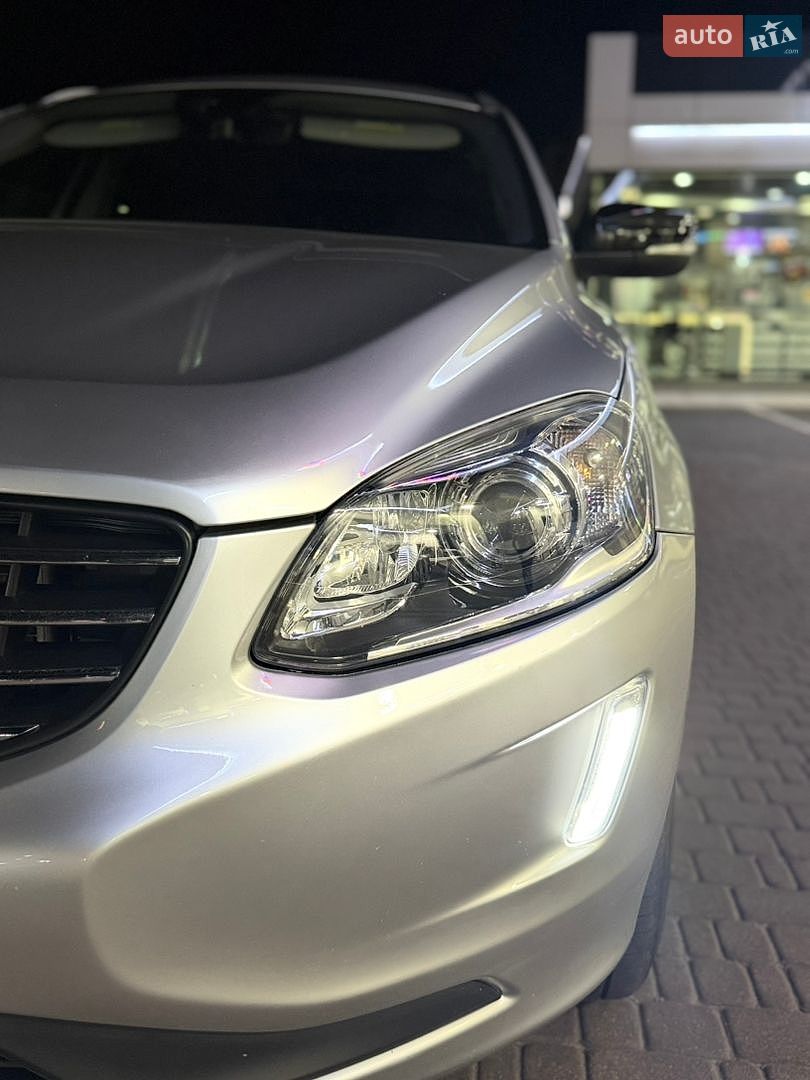 Volvo XC60 2015 VIN YV440MDK0G2799844 фото оголошення 12 з 51