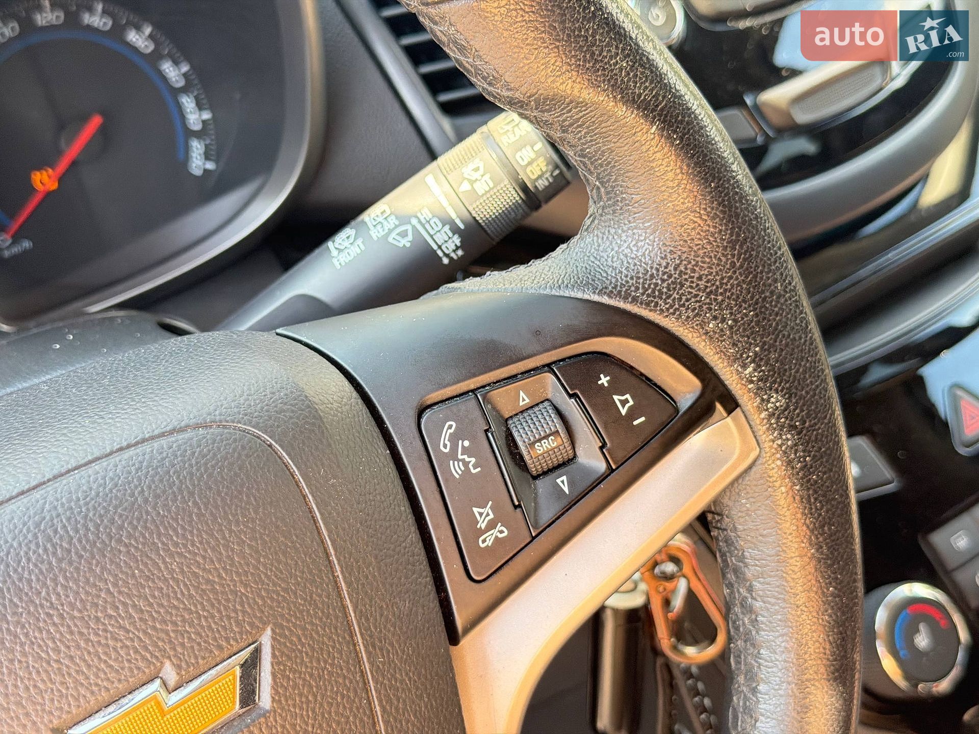 Chevrolet Orlando 2016 VIN KL1YA7589HK606845 фото оголошення 18 з 35