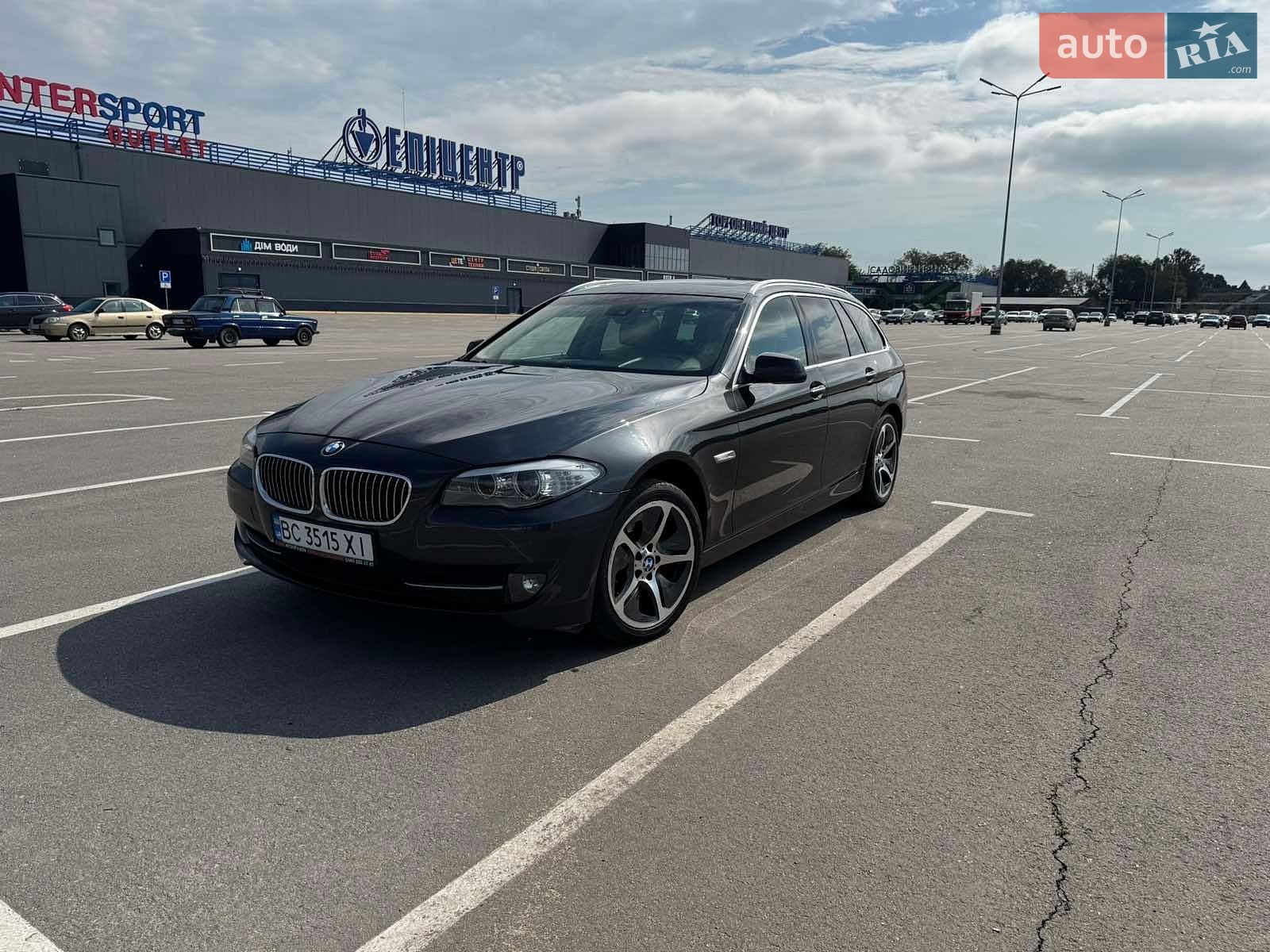 BMW 5 Series 2011 VIN WBAMX11030DU43816 фото оголошення 4 з 22