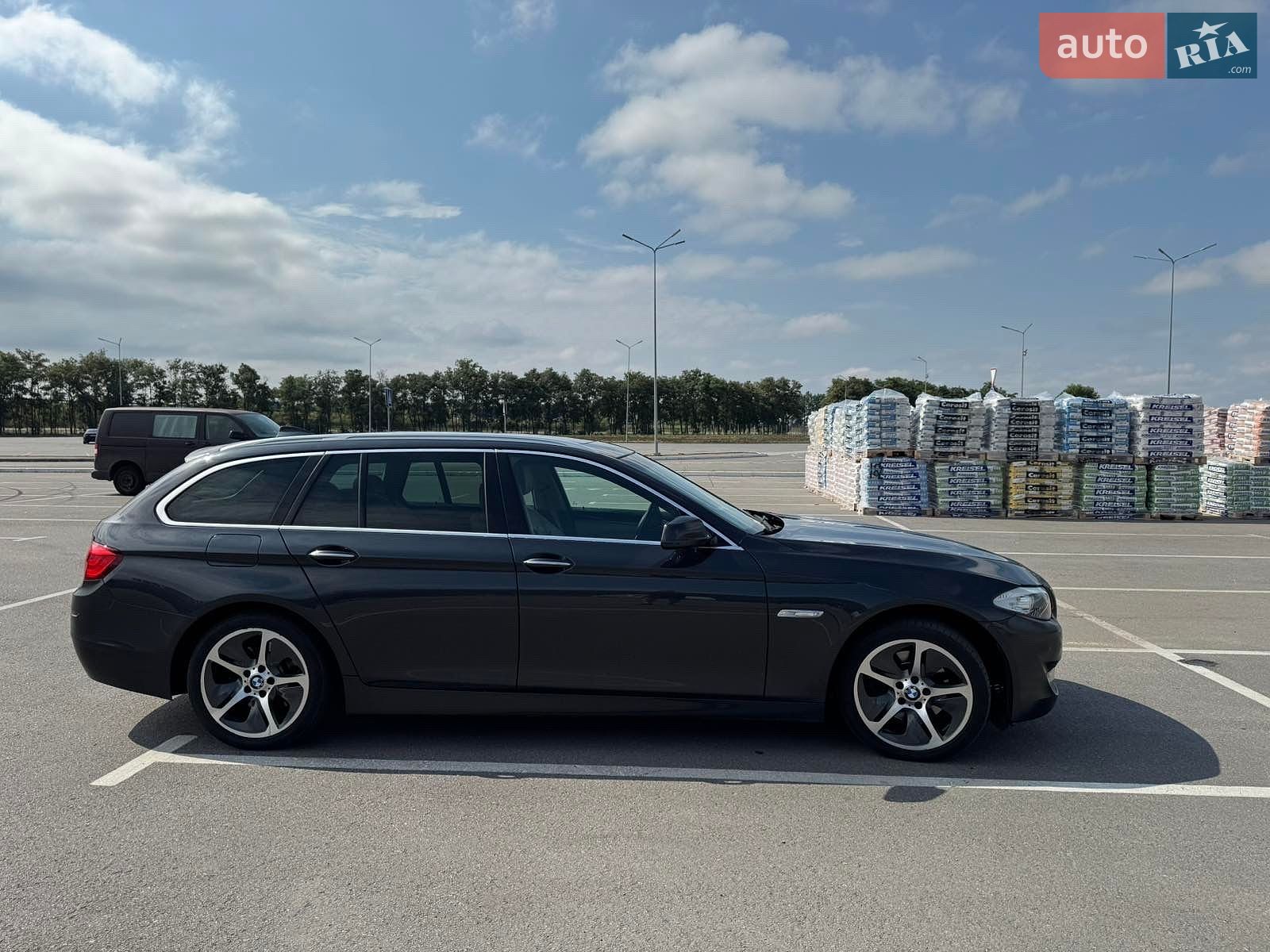 BMW 5 Series 2011 VIN WBAMX11030DU43816 фото оголошення 8 з 22