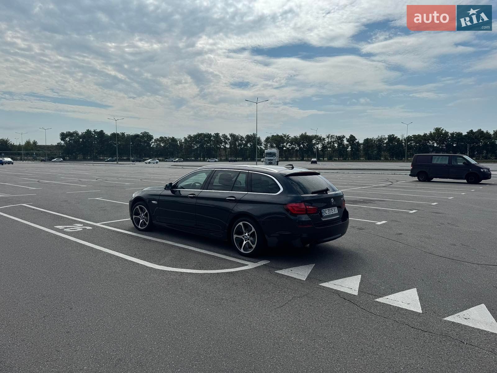 BMW 5 Series 2011 VIN WBAMX11030DU43816 фото оголошення 10 з 22