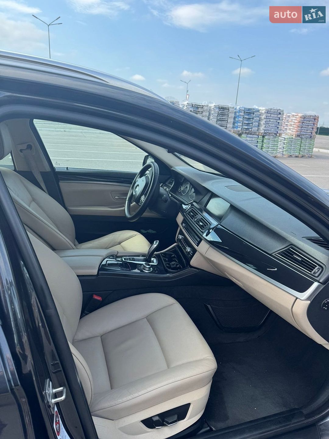BMW 5 Series 2011 VIN WBAMX11030DU43816 фото оголошення 12 з 22