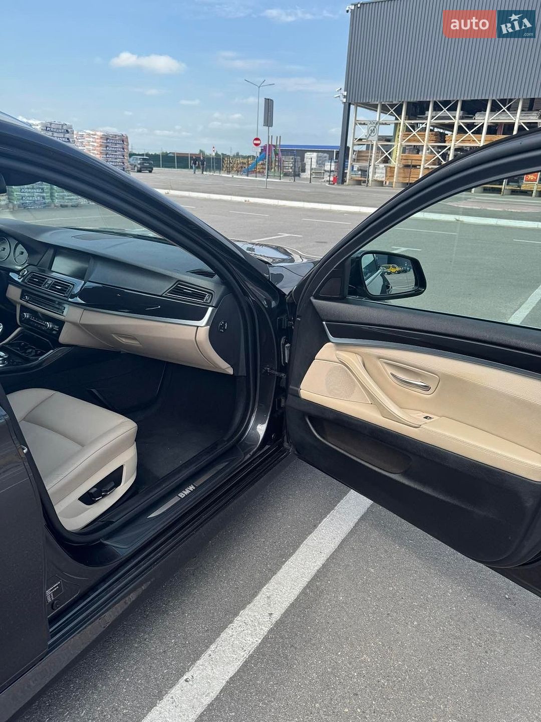 BMW 5 Series 2011 VIN WBAMX11030DU43816 фото оголошення 11 з 22