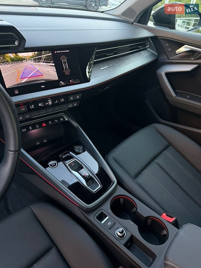 Audi A3 2024 VIN WAUGUDGY7SA038969 фото оголошення 24 з 25