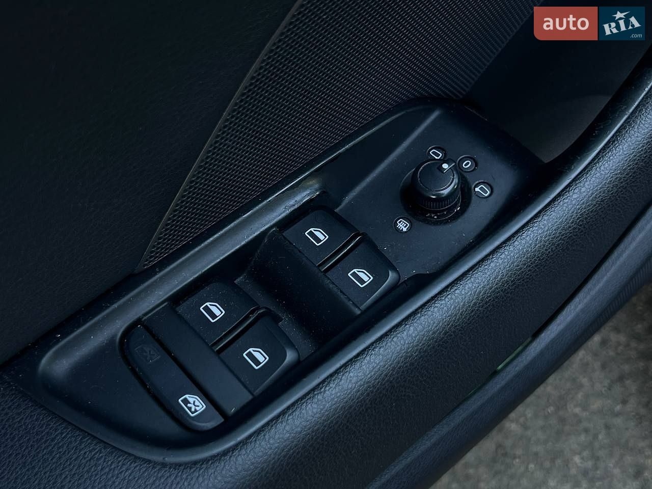 Audi A3 2014 VIN WAUACGFF6F1005638 фото оголошення 17 з 28