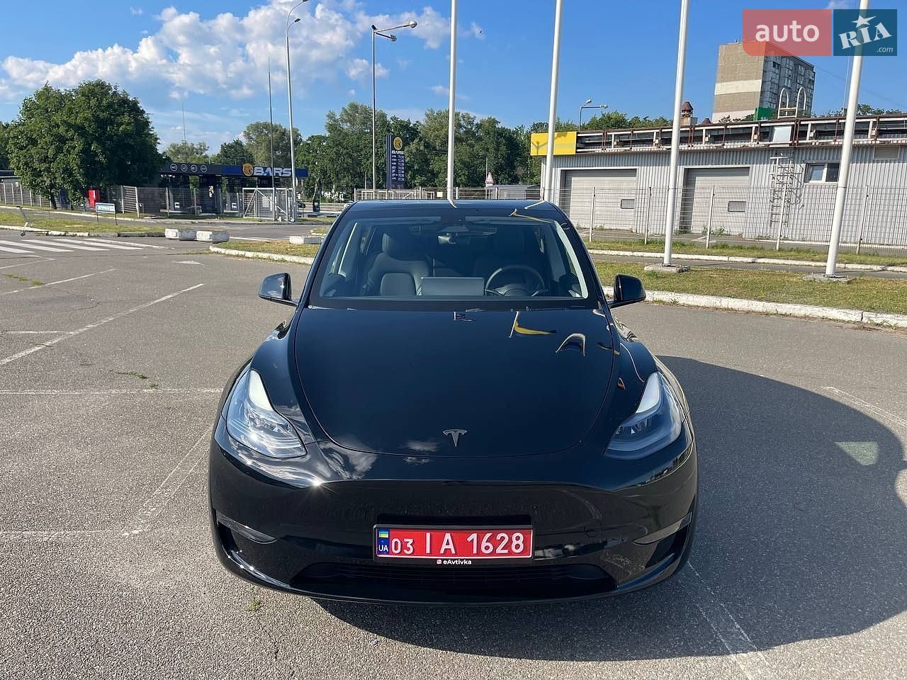 Tesla Model Y 2023 VIN XP7YGCEK0PB149934 фото оголошення 2 з 14