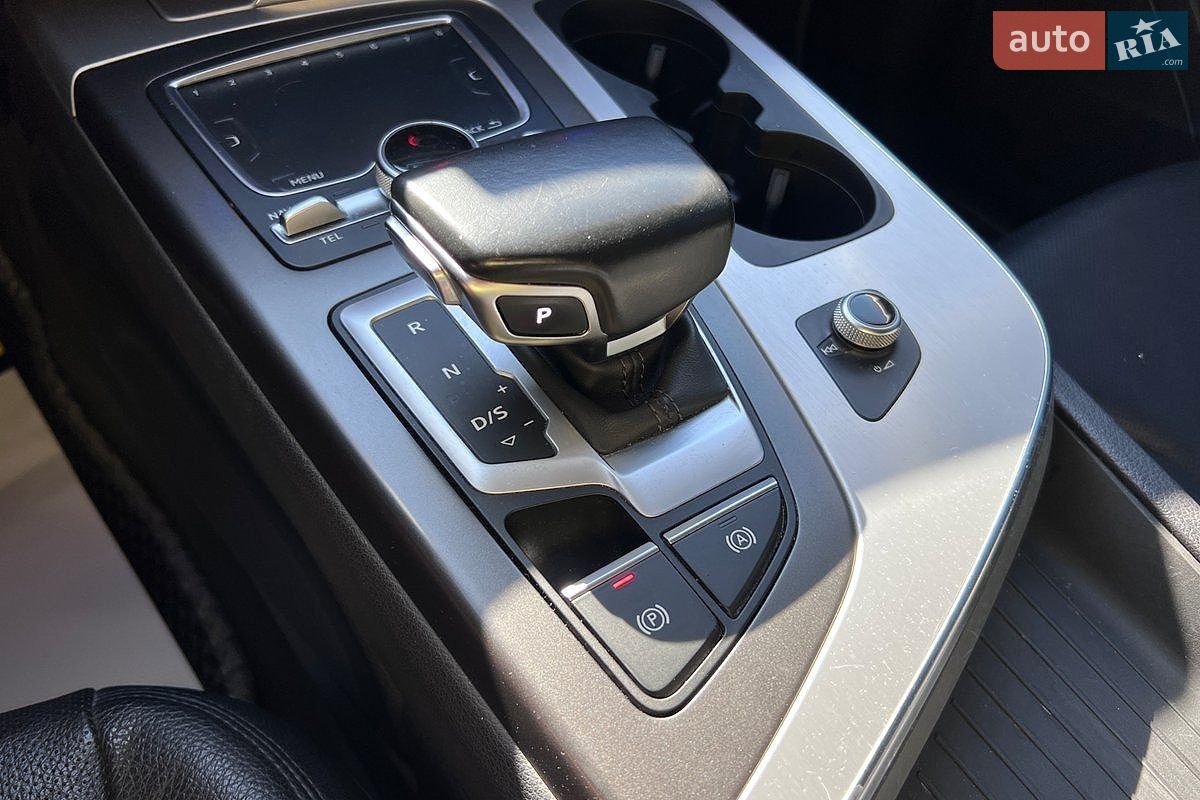 Audi Q7 2015 VIN WAUZZZ4M5GD031002 фото оголошення 24 з 30