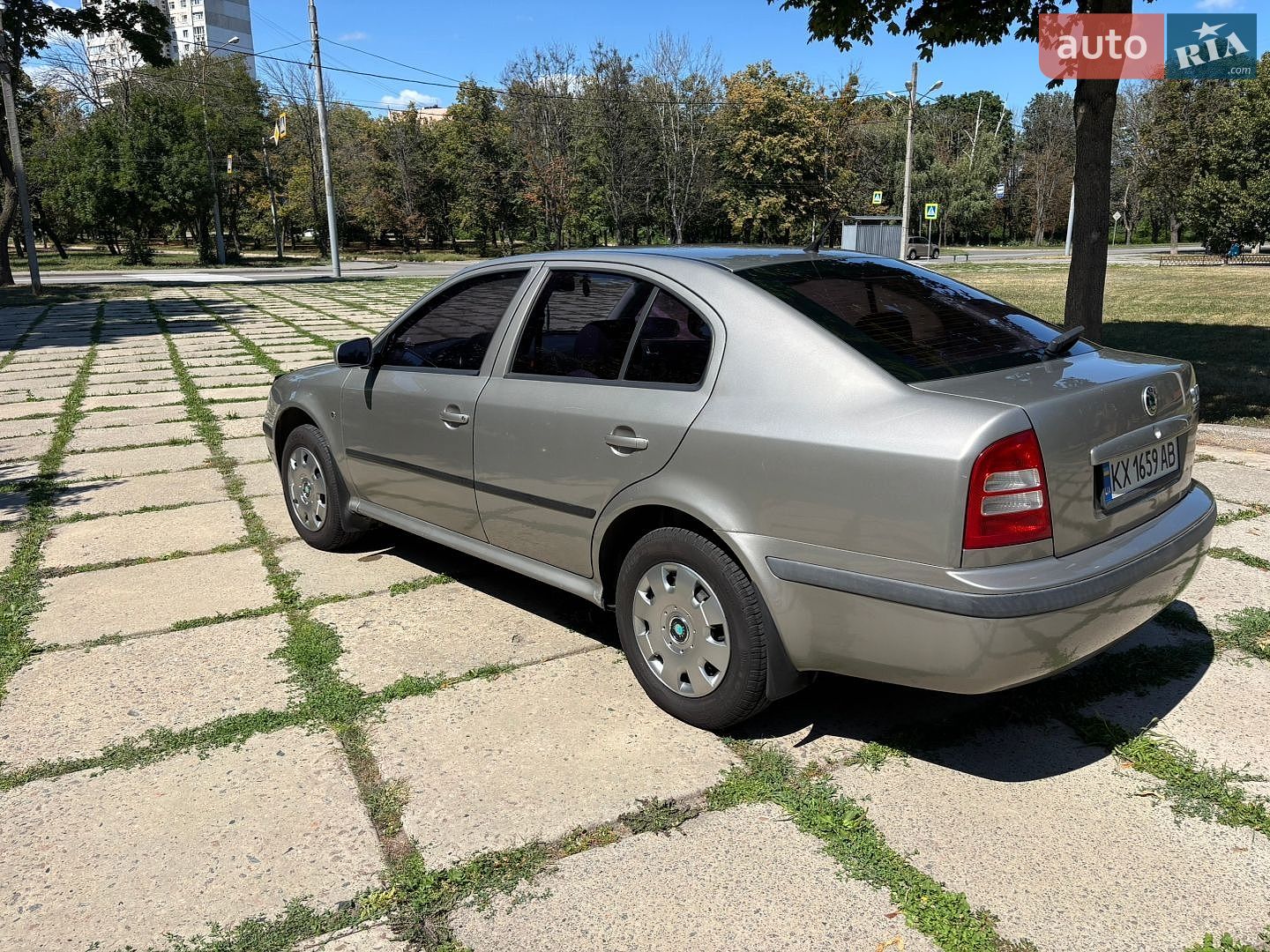 Skoda Octavia 2008 VIN TMBDX41U28B015489 фото оголошення 2 з 27