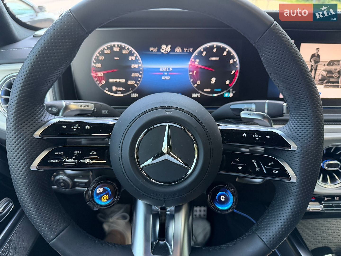 Mercedes-Benz G-Class 2024 VIN W1NWH5AB6SX030798 фото оголошення 18 з 40