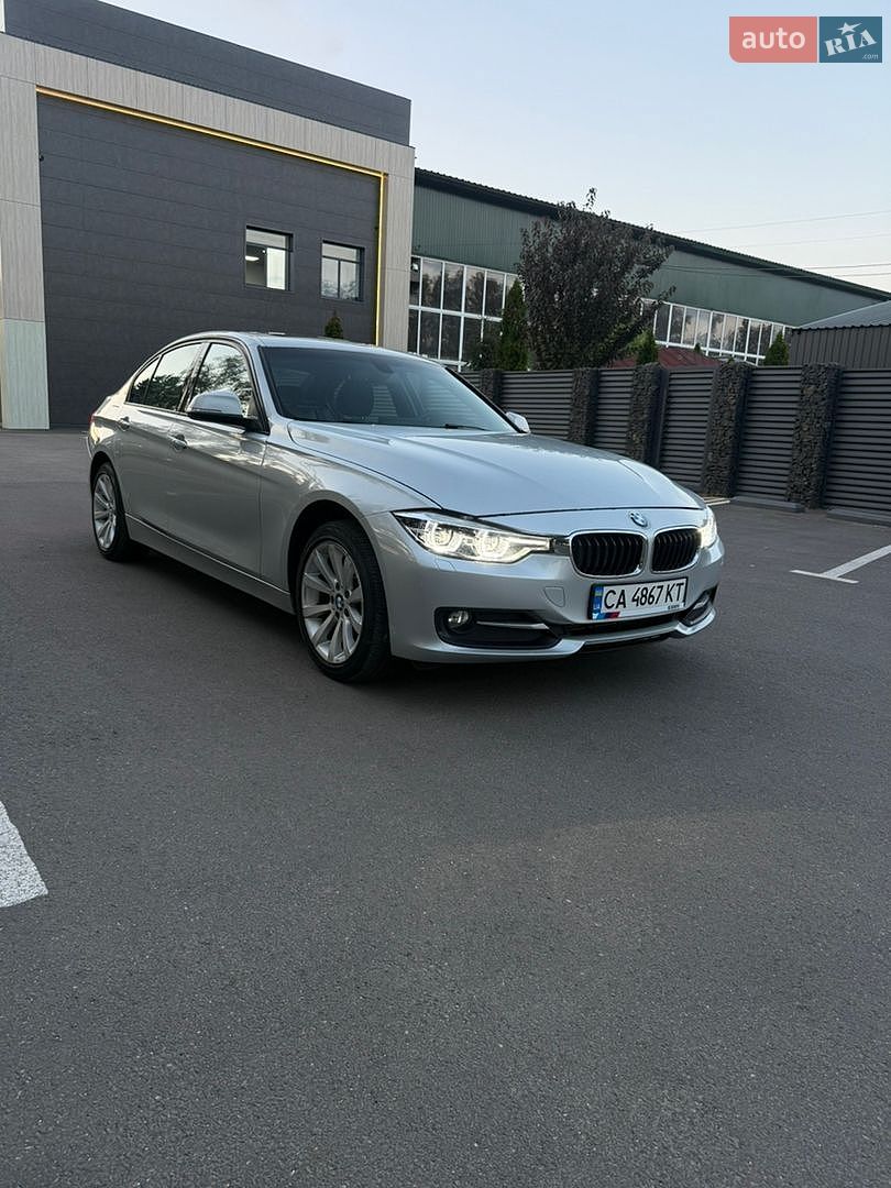 BMW 3 Series 2016 VIN WBA8E3C54GK504351 фото оголошення 3 з 22