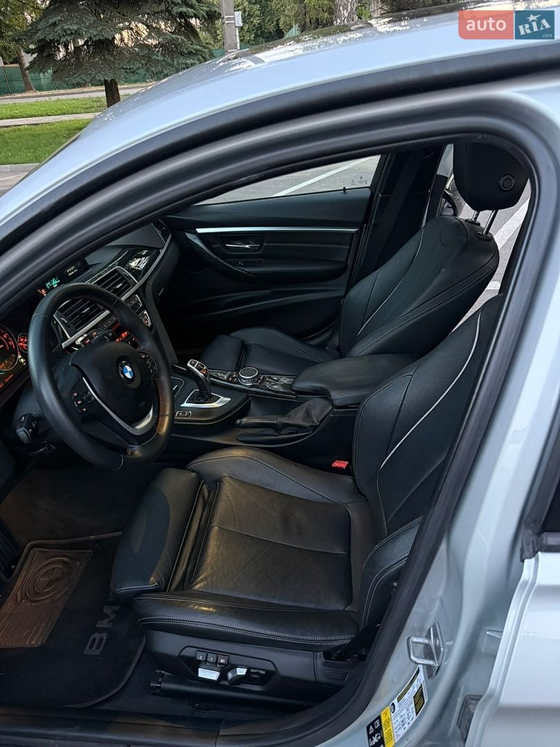 BMW 3 Series 2016 VIN WBA8E3C54GK504351 фото оголошення 10 з 22