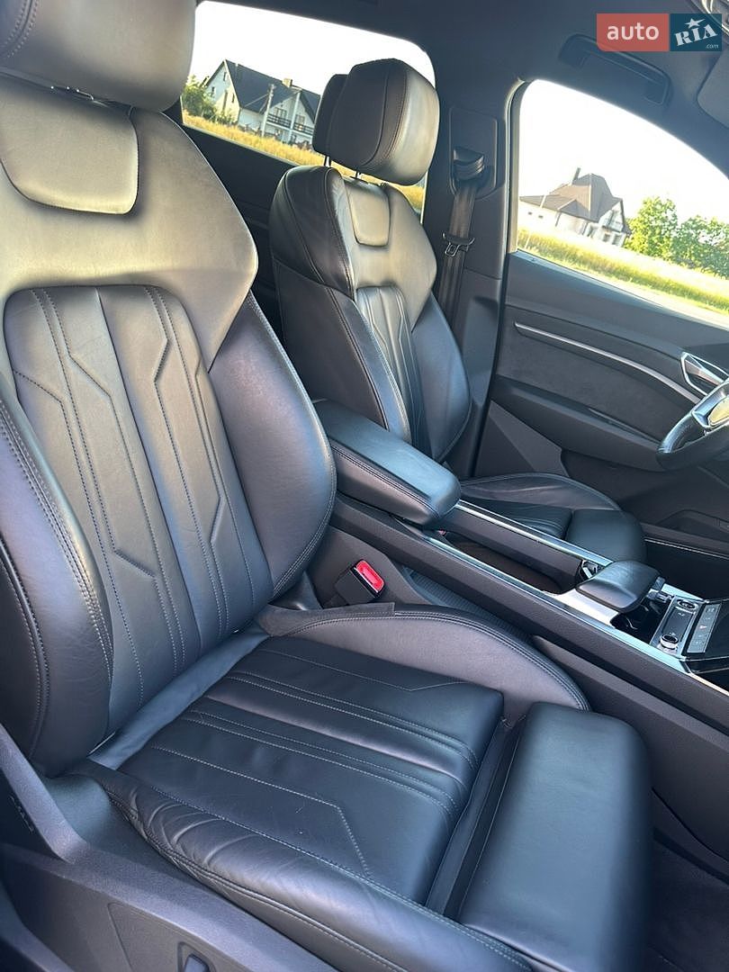 Audi e-tron 2020 VIN WAUZZZGE1MB014645 фото оголошення 25 з 34