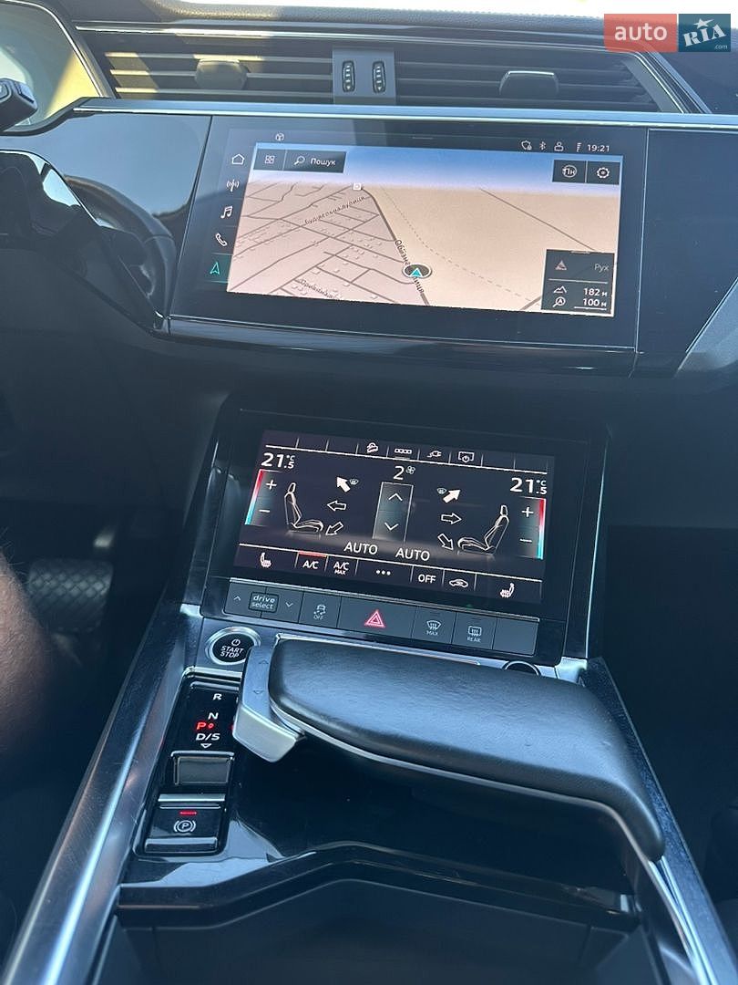 Audi e-tron 2020 VIN WAUZZZGE1MB014645 фото оголошення 30 з 34