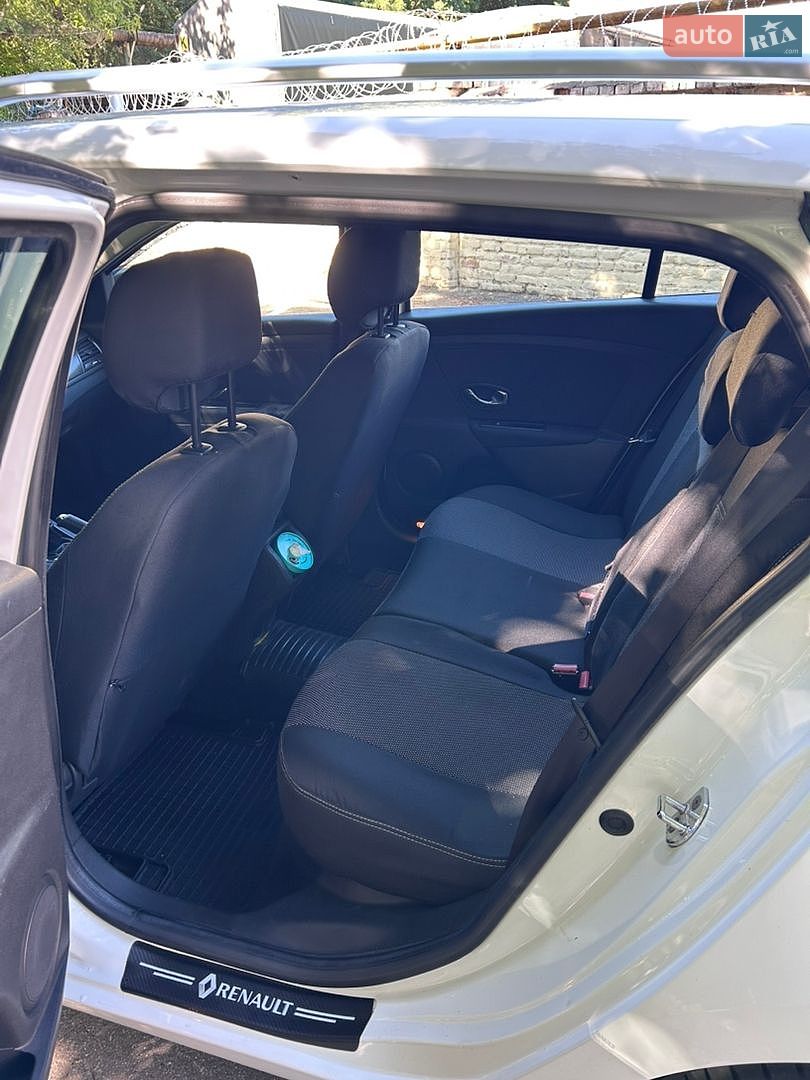 Renault Megane 2012 VIN VF1KZ1G0247693850 фото оголошення 10 з 20