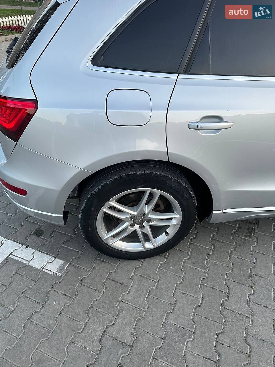 Audi Q5 2014 VIN WA1LFAFP6EA072595 фото оголошення 11 з 40