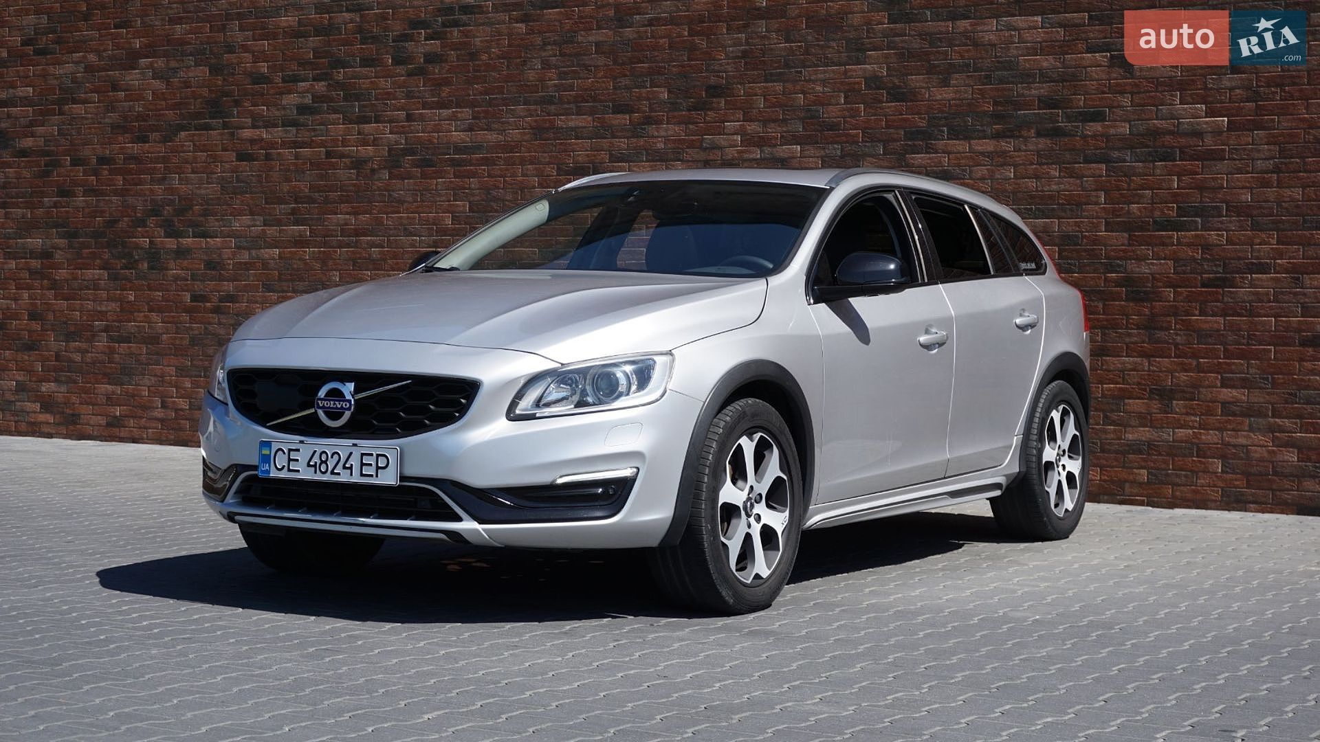 Volvo V60 Cross Country 2015 VIN YV4612HK1G1003385 фото оголошення 7 з 34