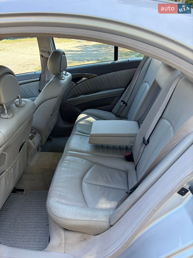 Mercedes-Benz E-Class 2004 VIN WDB2110061A727603 фото оголошення 13 з 19