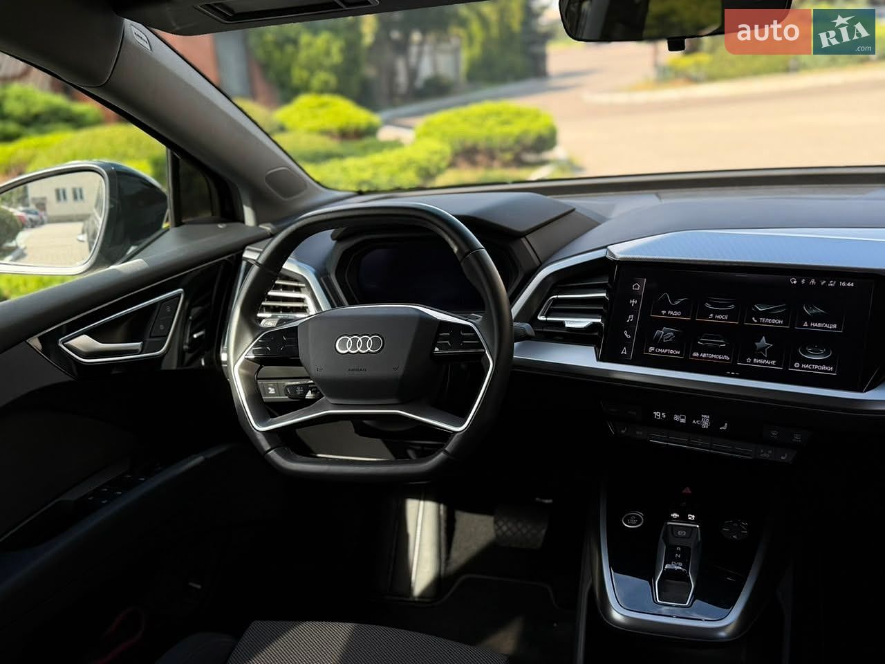 Audi Q4 e-tron 2024 VIN WAUZZZFZ2SP027134 фото оголошення 15 з 21