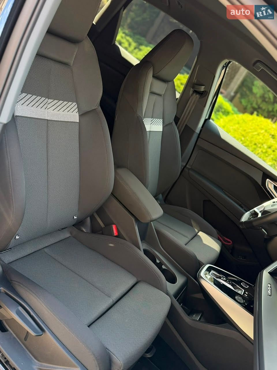 Audi Q4 e-tron 2024 VIN WAUZZZFZ2SP027134 фото оголошення 18 з 21