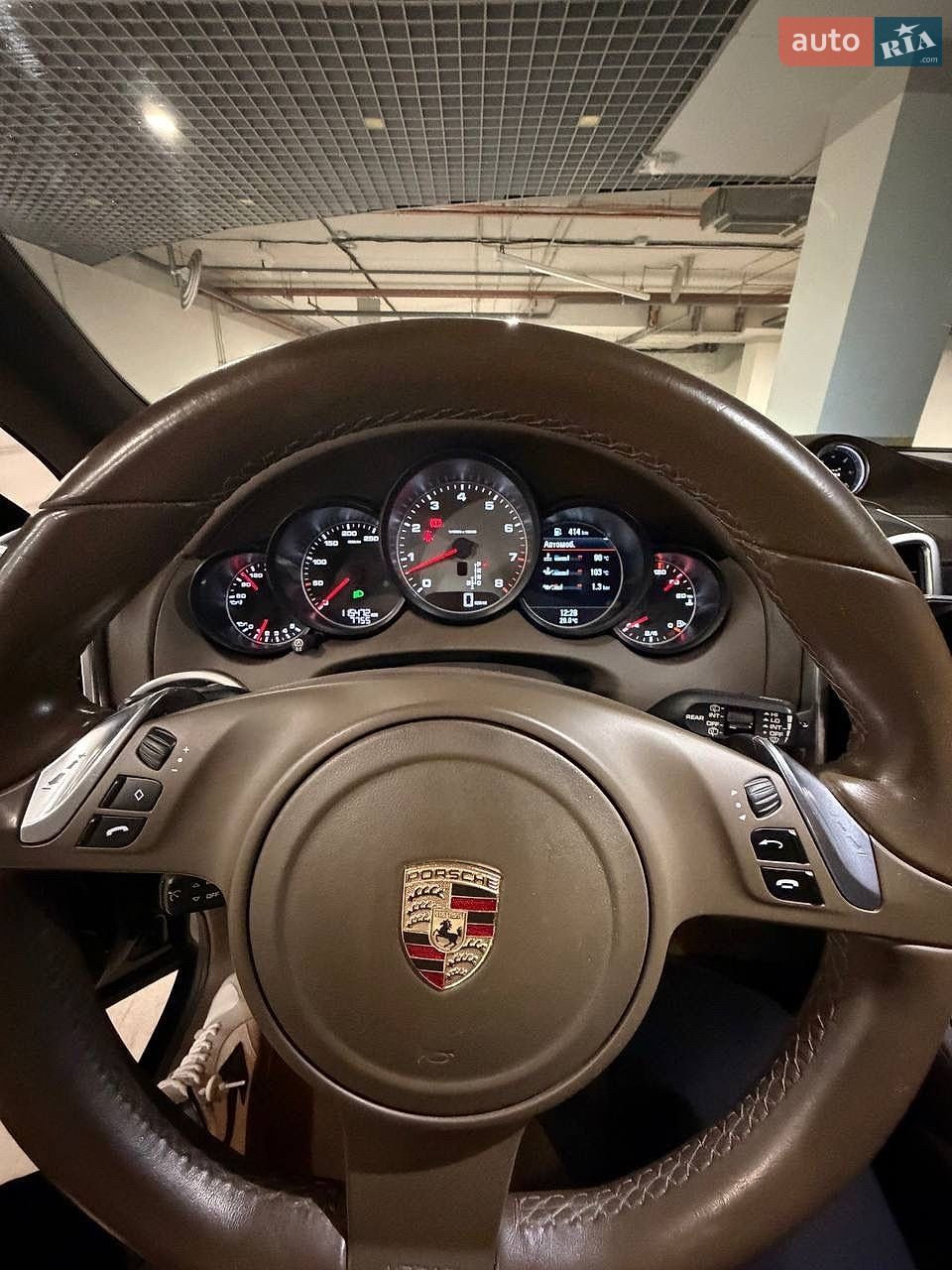 Porsche Cayenne 2012 VIN WP1ZZZ92ZCLA49563 фото оголошення 13 з 14