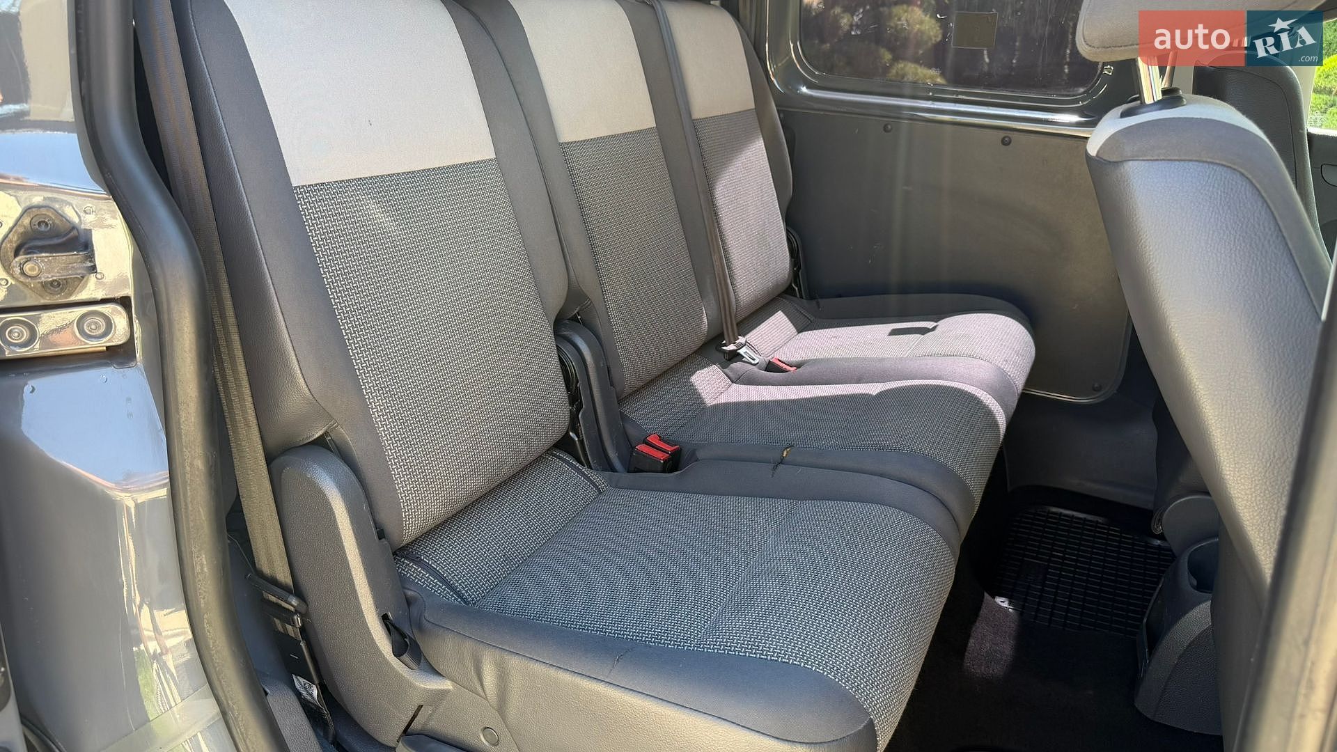 Volkswagen Caddy 2011 VIN WV2ZZZ2KZCX042230 фото оголошення 10 з 14