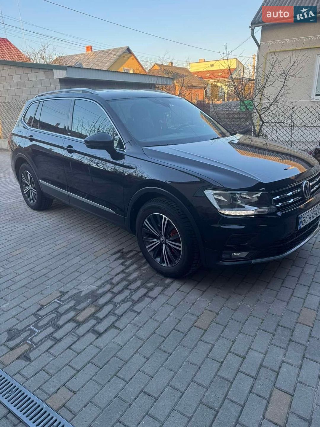 Volkswagen Tiguan 2020 VIN WVGZZZ5NZMM017561 фото оголошення 4 з 58
